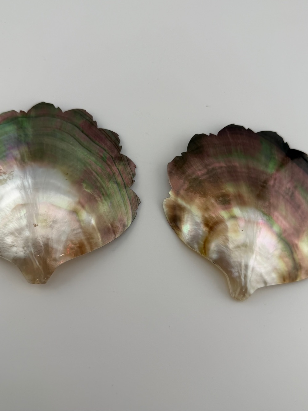 Set of 2 Vintage Mother of Pearl Shell Trinket Dish 3.5”x 3.5”